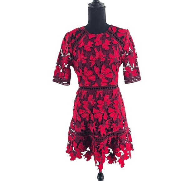 Lulu's Love Me Forever Crochet Lace‎ Dress Sz Small Lined - Picture 6 of 9